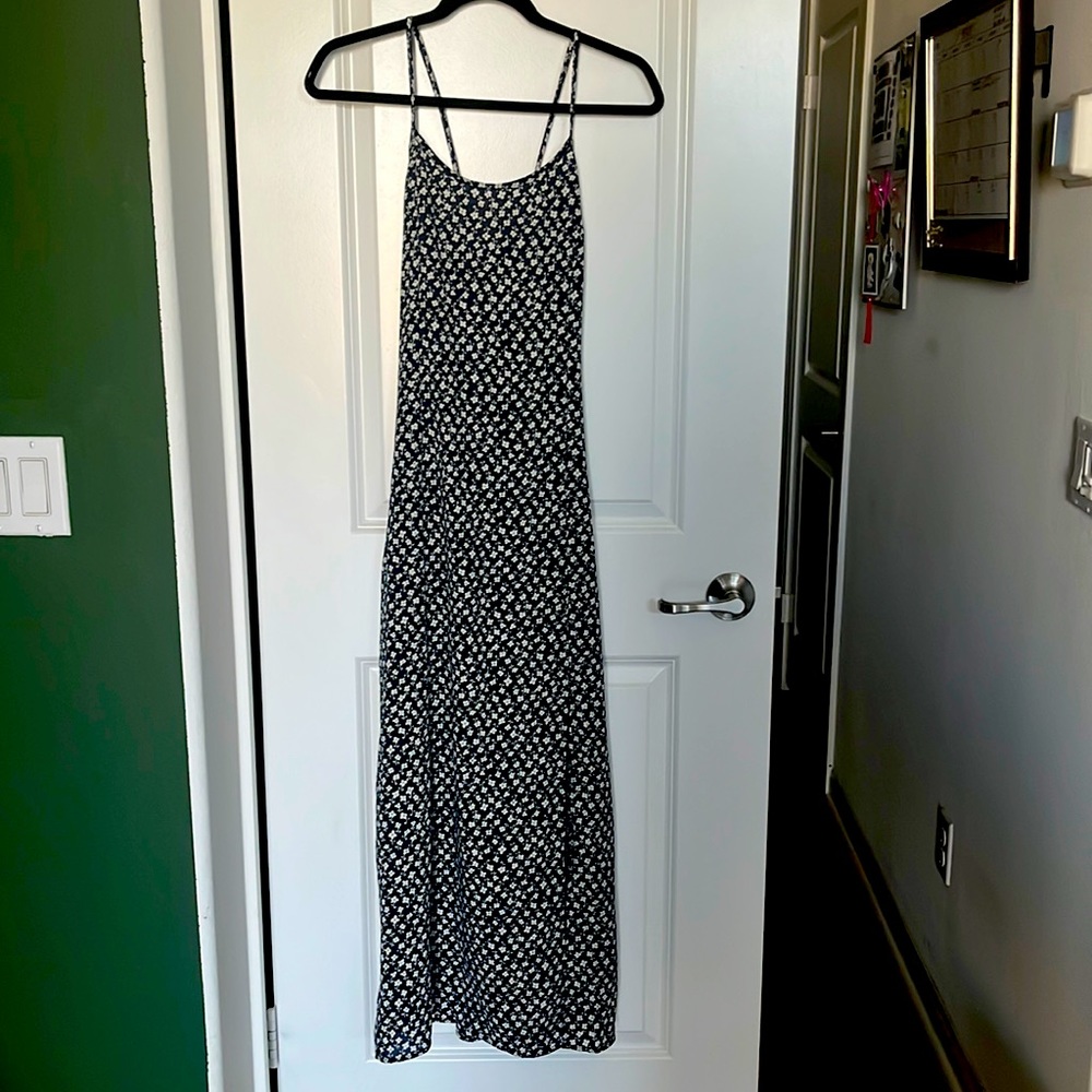 Thrifted Cottura navy blue and white florals maxi dress.